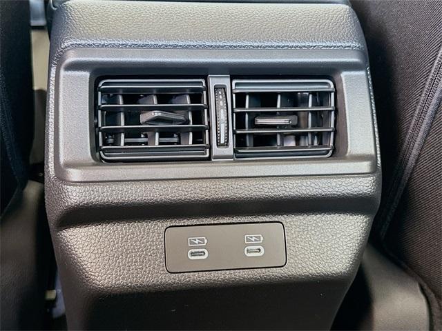 Photo of 2025 Solar Silver Metallic Honda Accord