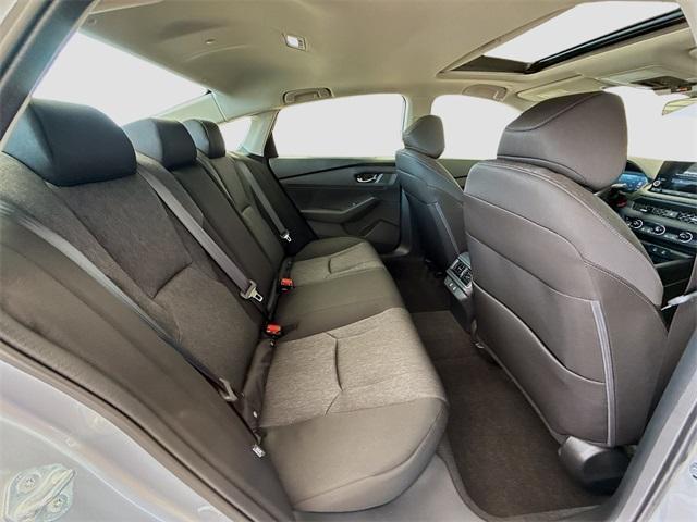 Photo of 2025 Solar Silver Metallic Honda Accord