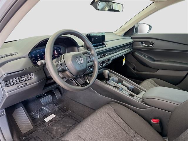 Photo of 2025 Solar Silver Metallic Honda Accord