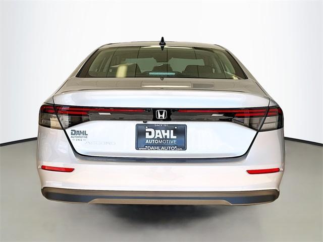 Photo of 2025 Solar Silver Metallic Honda Accord