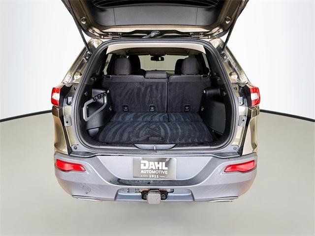 Photo of 2015 Eco Green Pearlcoat Jeep Cherokee