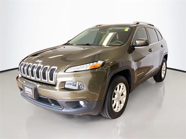 Photo of 2015 Eco Green Pearlcoat Jeep Cherokee