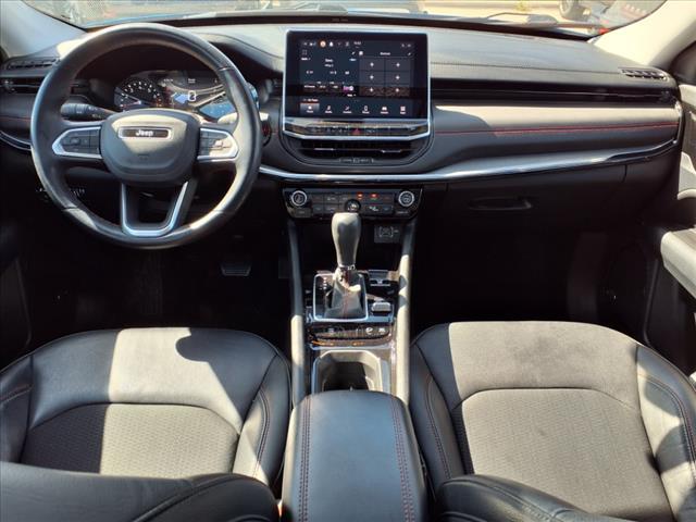Photo of 2022 Laser Blue Jeep Compass