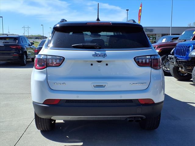 Photo of 2022 Bright White Clearcoat Jeep Compass