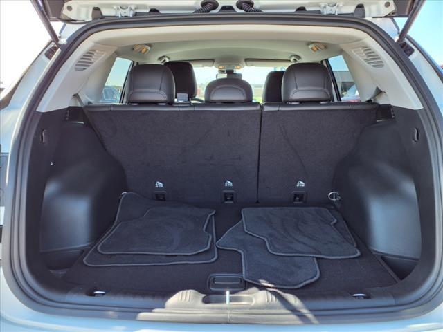 Photo of 2022 Bright White Clearcoat Jeep Compass
