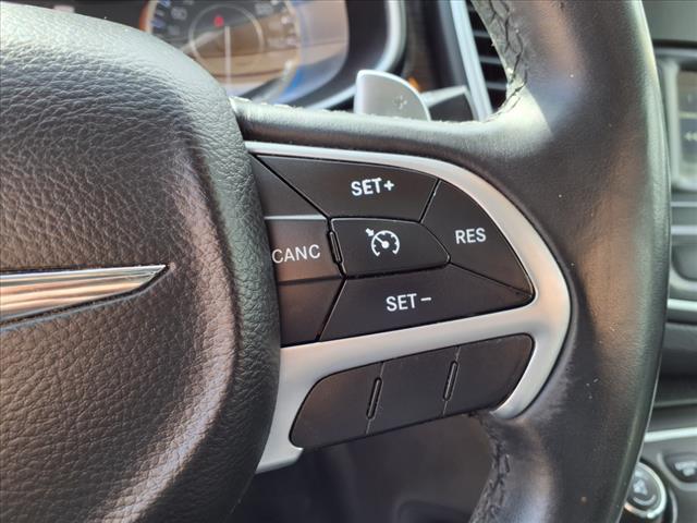 Photo of 2015 Billet Silver Metallic Clearcoat Chrysler 200