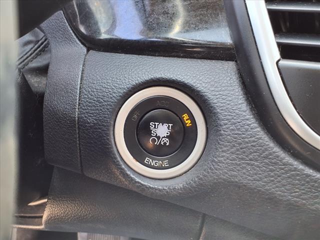 Photo of 2015 Billet Silver Metallic Clearcoat Chrysler 200