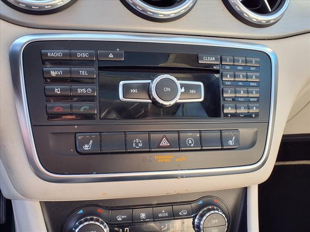 Photo of 2015 Gray Mercedes-Benz GLA-Class