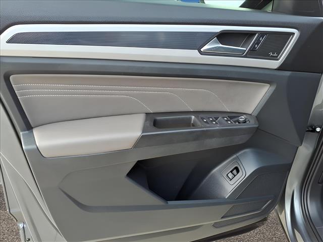 Photo of 2022 Platinum Gray Metallic Volkswagen Atlas