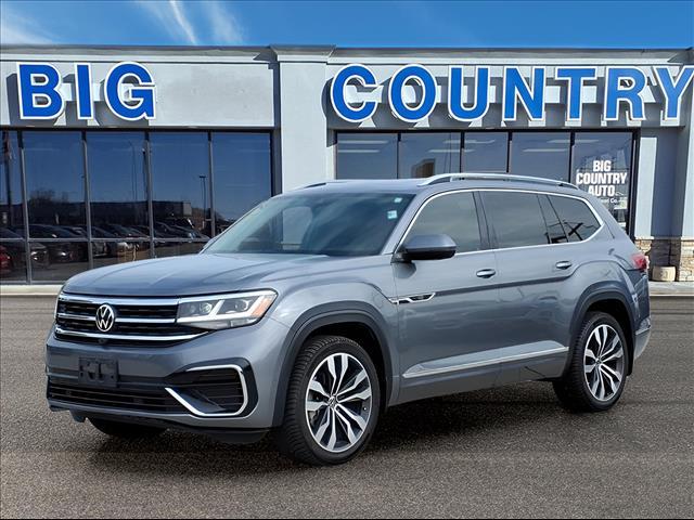Photo of 2022 Platinum Gray Metallic Volkswagen Atlas