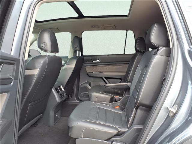 Photo of 2022 Platinum Gray Metallic Volkswagen Atlas