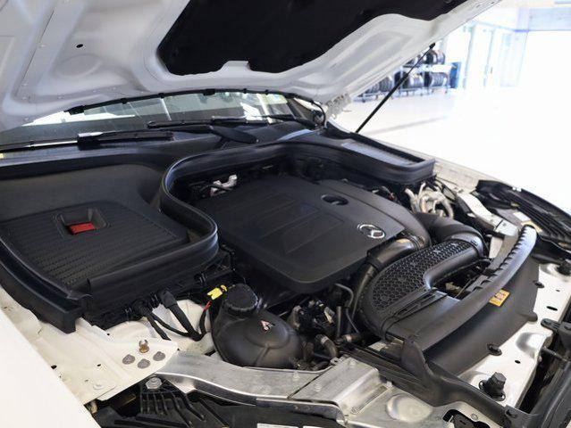 Photo of 2021 White Mercedes-Benz GLC 300