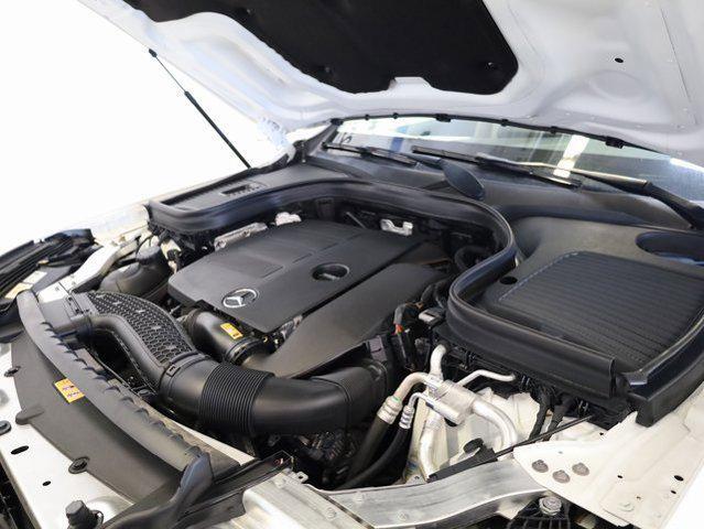 Photo of 2021 White Mercedes-Benz GLC 300