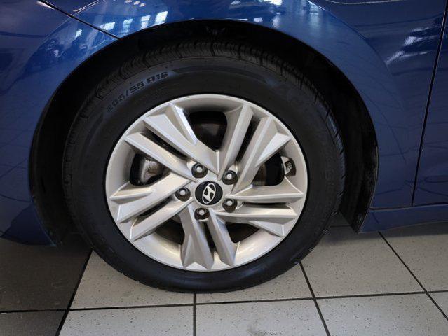 Photo of 2019 Lakeside Blue Hyundai ELANTRA