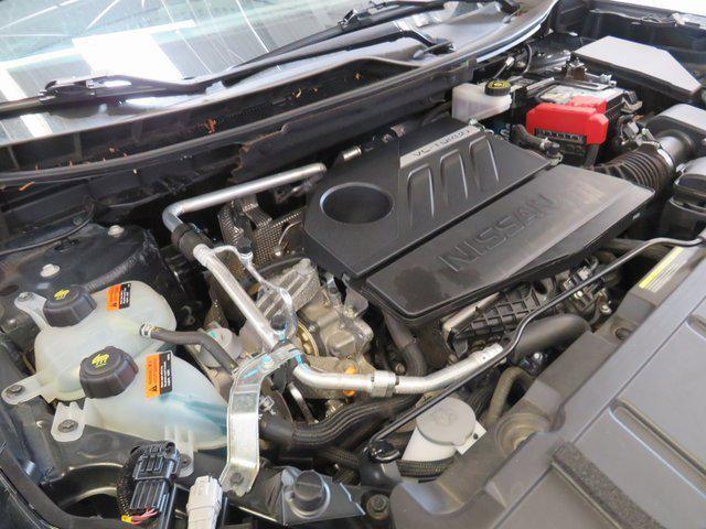 Photo of 2023 Super Black Nissan Rogue