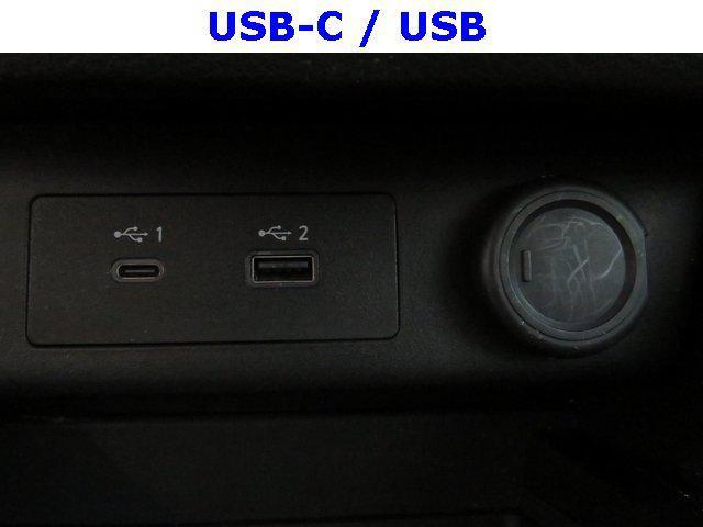 Photo of 2023 Super Black Nissan Rogue