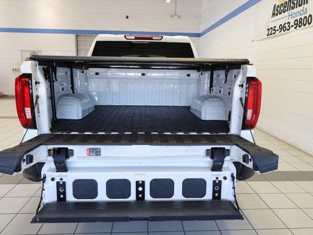 Photo of 2023 Summit White GMC Sierra 1500