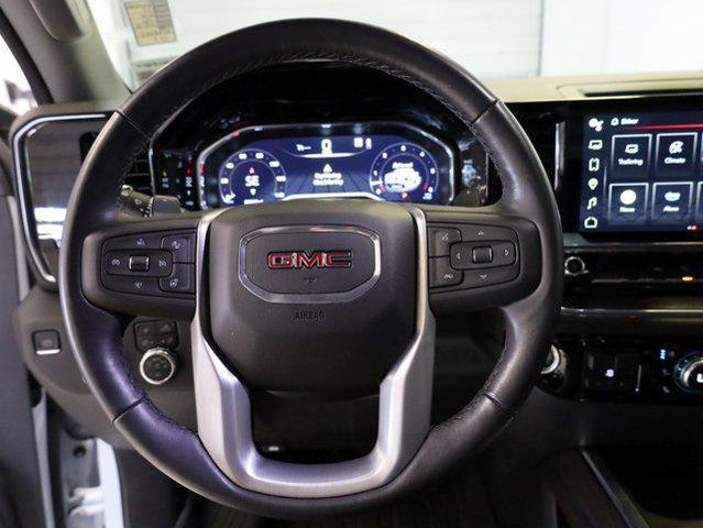 Photo of 2023 Summit White GMC Sierra 1500