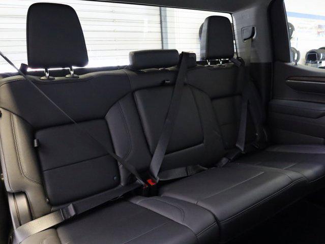 Photo of 2023 Summit White GMC Sierra 1500
