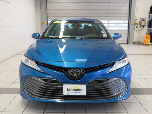 Photo of 2019 Blue Toyota Camry