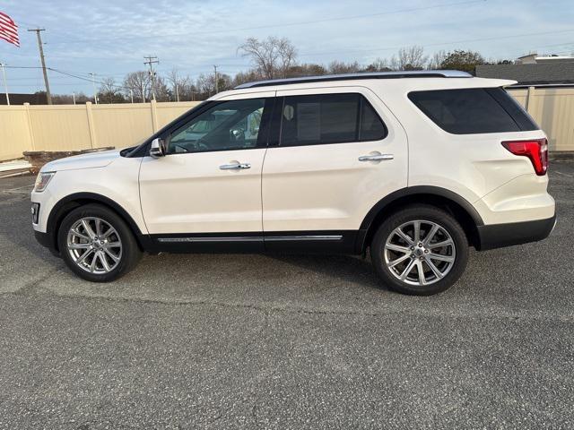 2017 Ford Explorer