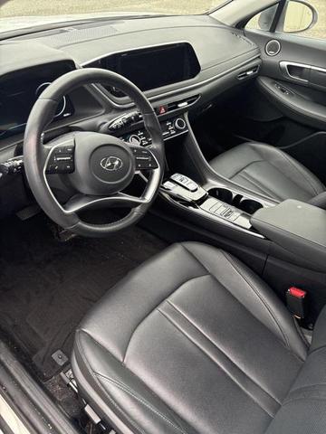 Photo of 2022 Hyper White Hyundai SONATA Hybrid