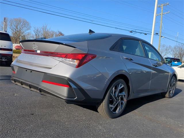 Photo of 2025 Fluid Metal Hyundai ELANTRA