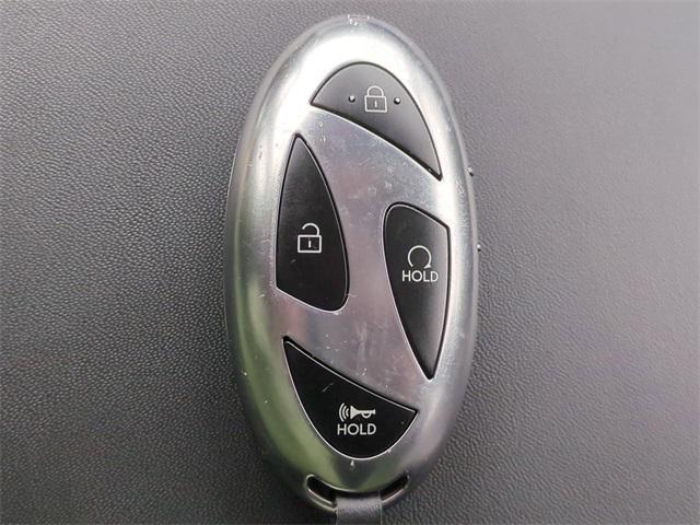 Photo of 2024 Phantom Black Hyundai SANTA FE