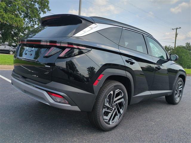Photo of 2025 Phantom Black Hyundai TUCSON