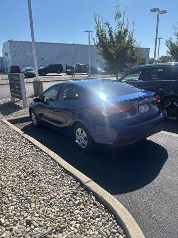 Photo of 2017 Deep Sea Blue Kia Forte