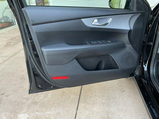 Photo of 2023 Aurora Black Kia Forte