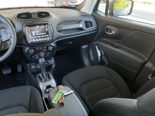 Photo of 2022 Slate Blue Pearlcoat Jeep Renegade
