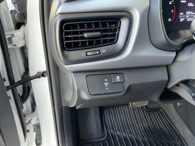 Photo of 2023 Clear White Kia Rio