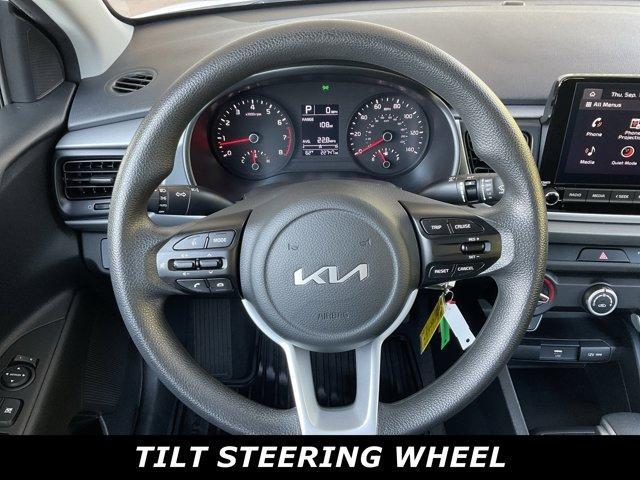 Photo of 2023 Clear White Kia Rio