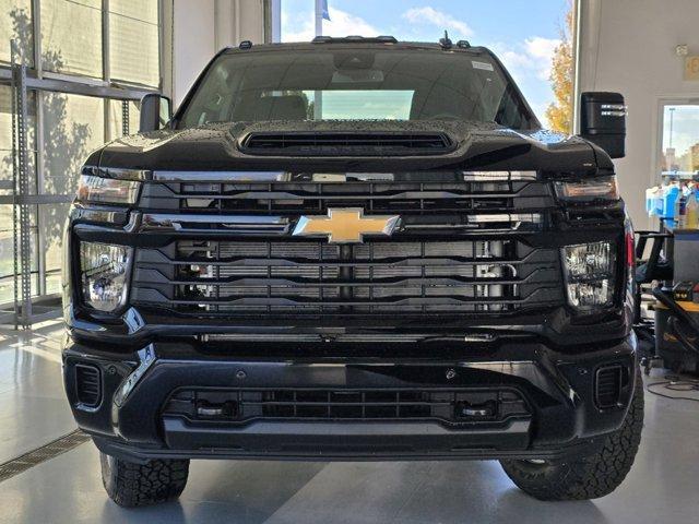 Photo of 2025 Black Chevrolet Silverado 2500