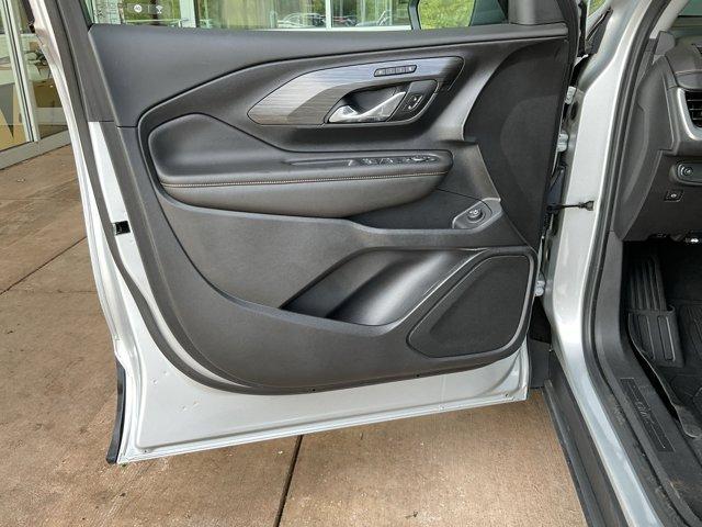 Photo of 2020 Quicksilver Metallic GMC Terrain