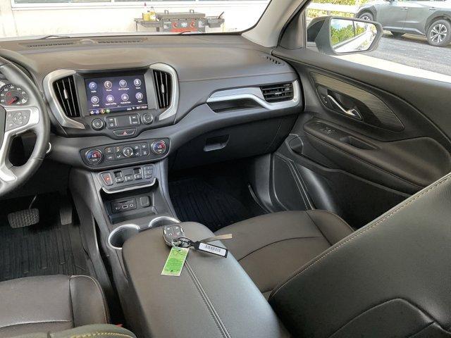 Photo of 2020 Quicksilver Metallic GMC Terrain