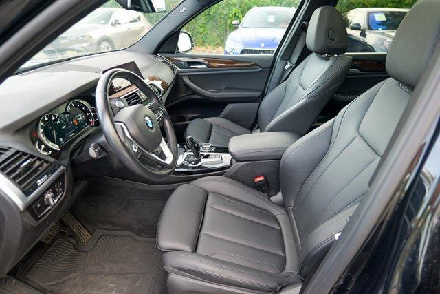 Photo of 2021 Jet Black BMW X3