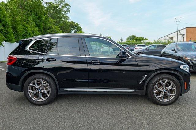 Photo of 2021 Jet Black BMW X3