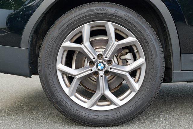 Photo of 2021 Jet Black BMW X3