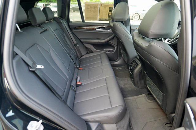 Photo of 2021 Jet Black BMW X3