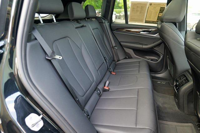 Photo of 2021 Jet Black BMW X3