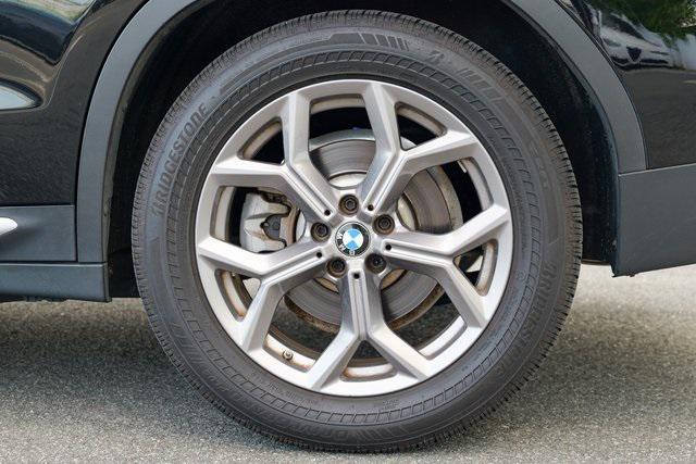 Photo of 2021 Jet Black BMW X3