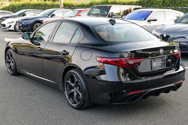 Photo of 2019 Alfa Black Alfa Romeo Giulia
