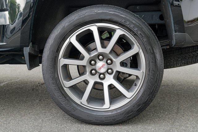 Photo of 2022 Onyx Black GMC Canyon