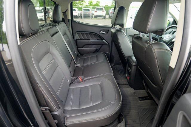 Photo of 2022 Onyx Black GMC Canyon