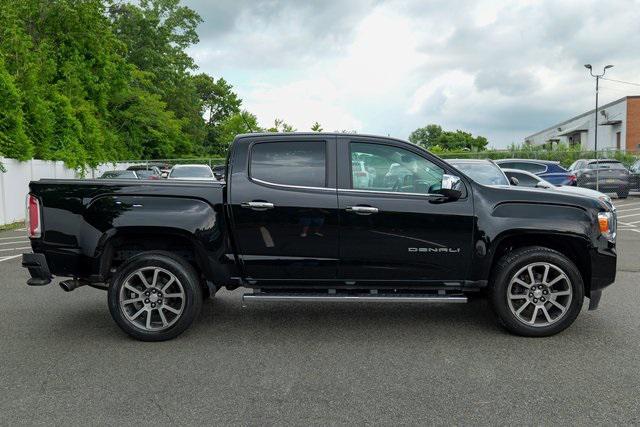 Photo of 2022 Onyx Black GMC Canyon