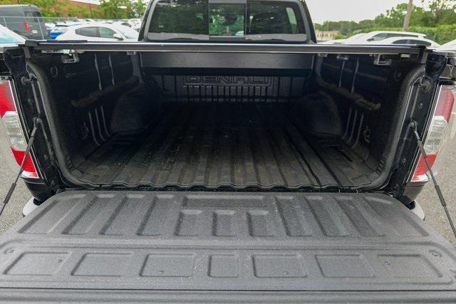 Photo of 2022 Onyx Black GMC Canyon