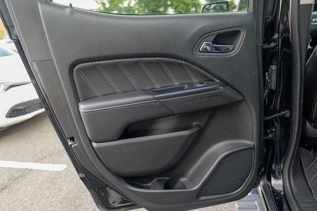 Photo of 2022 Onyx Black GMC Canyon