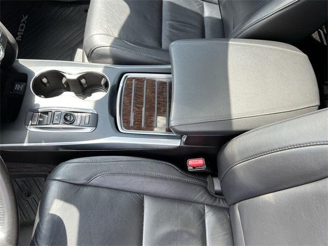 Photo of 2019 White Diamond Pearl Acura MDX